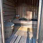 Pyrroen Pirtti, Koko Talo * Oulainen